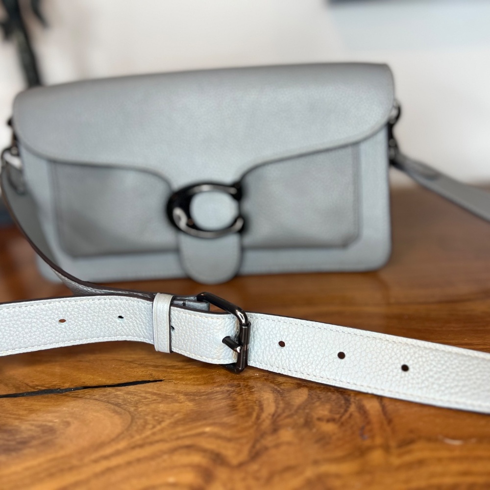 Coach Crossbody Purse - Picture 2 of 9